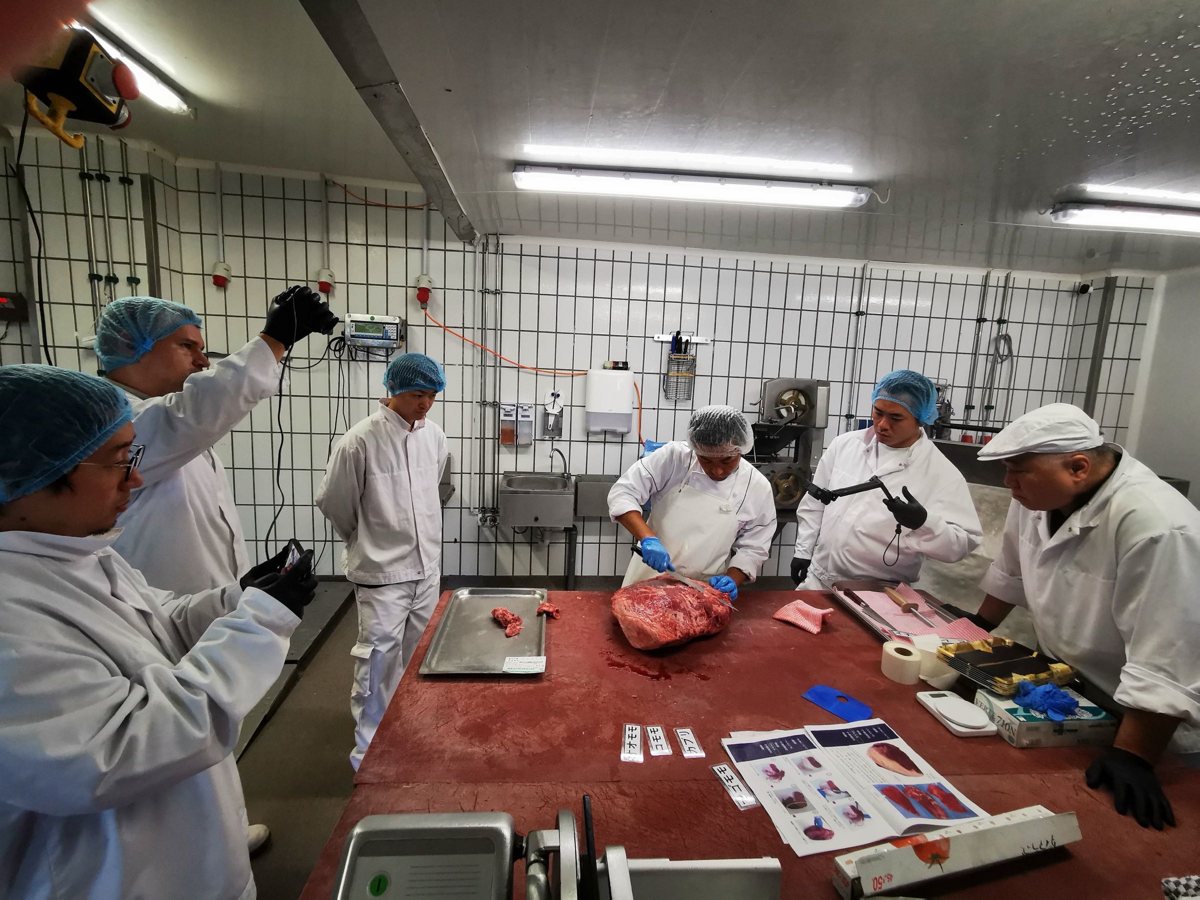 Wagyu-Zerlegeschulung im KABUKI Fleischwerk